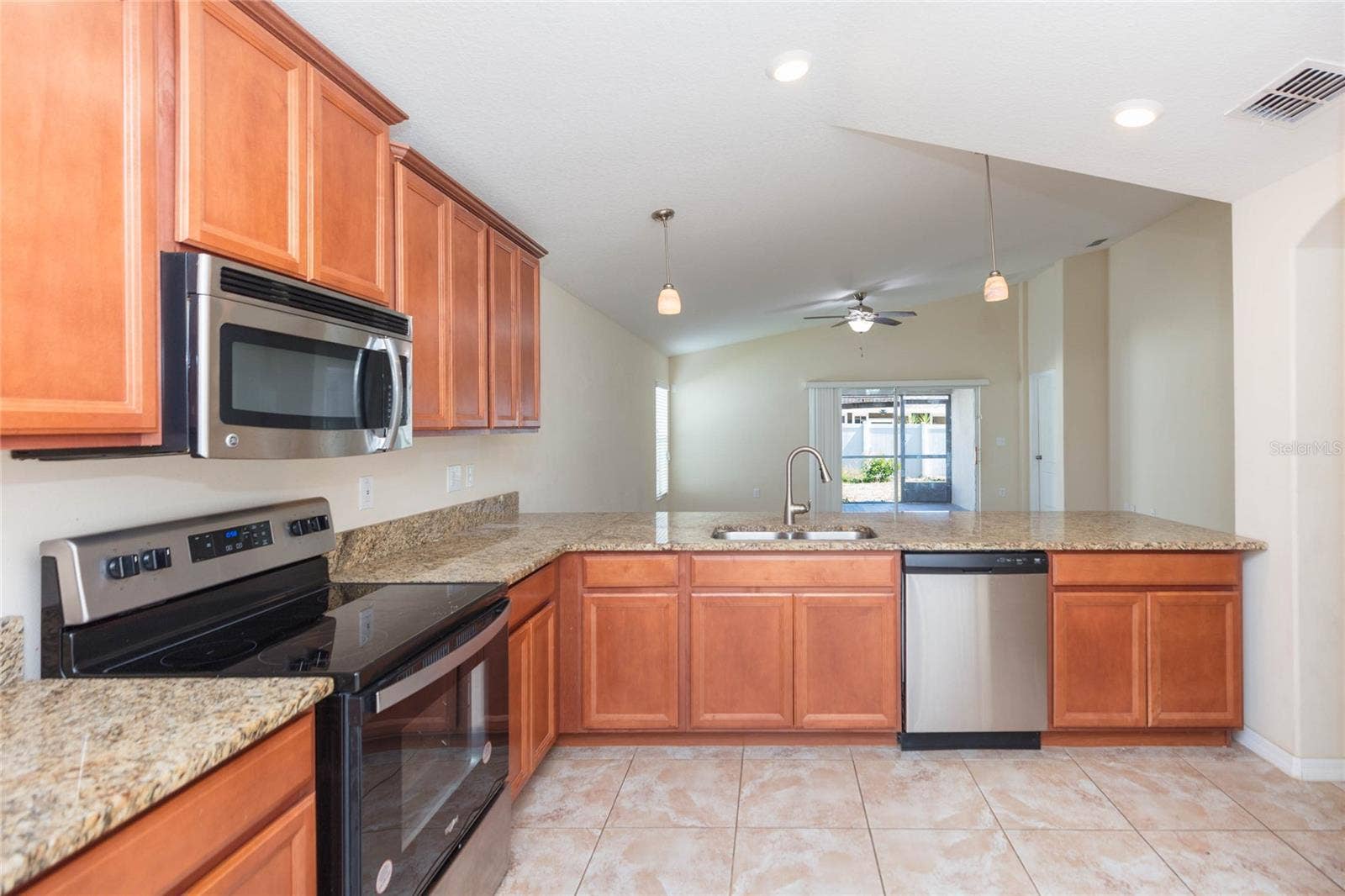 15406 DAKOTA SKY PLACE, Ruskin, FL 33573 15406 DAKOTA SKY PLACE, Ruskin, FL 33573