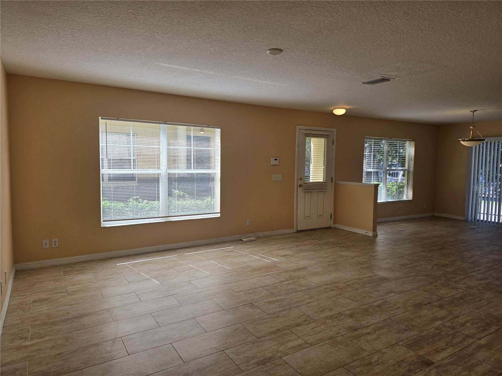 216 DRAW BRIDGE LANE, Valrico, FL 33594 216 DRAW BRIDGE LANE, Valrico, FL 33594