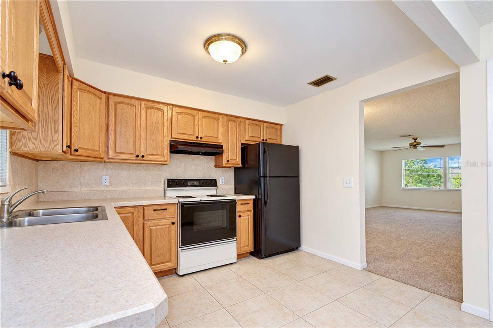 8445 CALAIS N, Pinellas Park, FL 33781 8445 CALAIS N, Pinellas Park, FL 33781