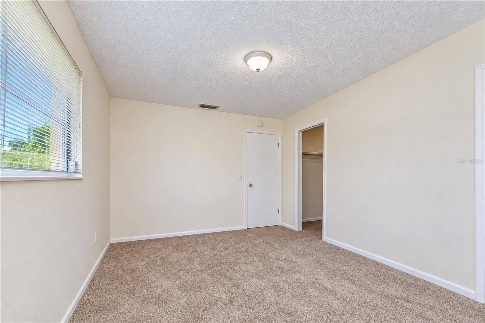 8445 CALAIS N, Pinellas Park, FL 33781 8445 CALAIS N, Pinellas Park, FL 33781
