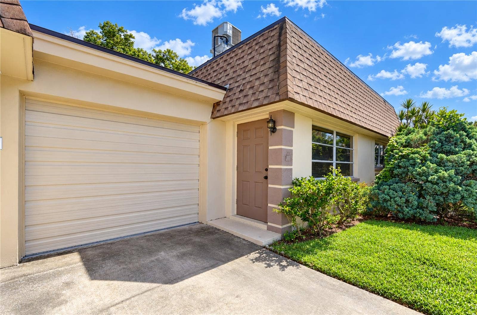 8445 CALAIS N, Pinellas Park, FL 33781 8445 CALAIS N, Pinellas Park, FL 33781