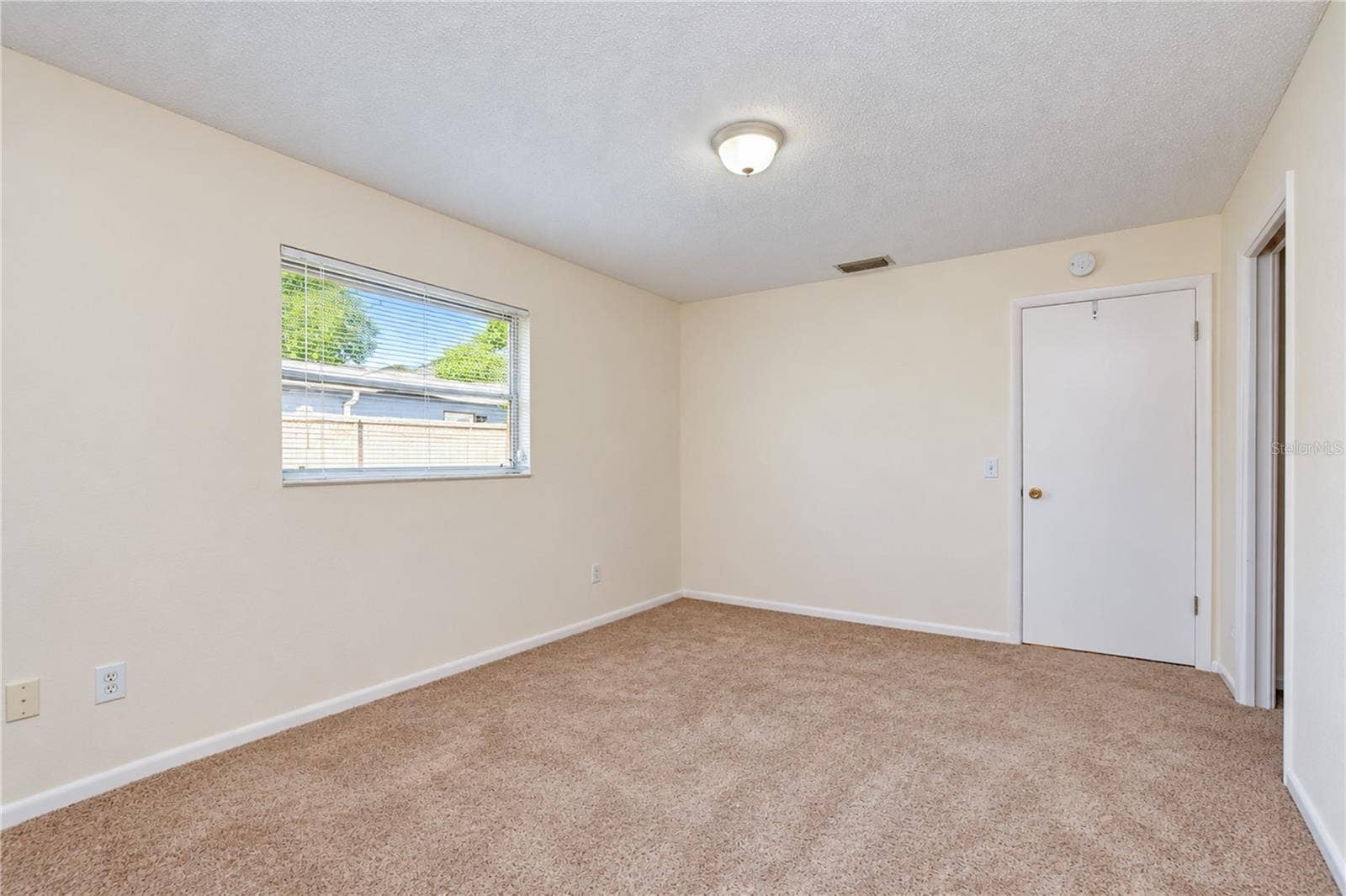 8445 CALAIS N, Pinellas Park, FL 33781 8445 CALAIS N, Pinellas Park, FL 33781