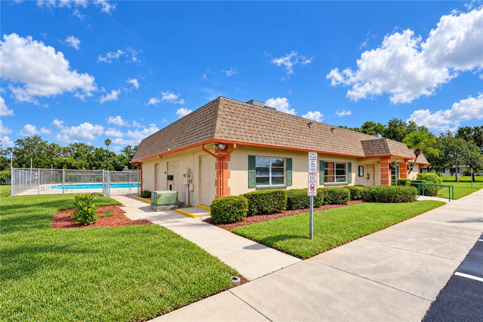 8445 CALAIS N, Pinellas Park, FL 33781 8445 CALAIS N, Pinellas Park, FL 33781