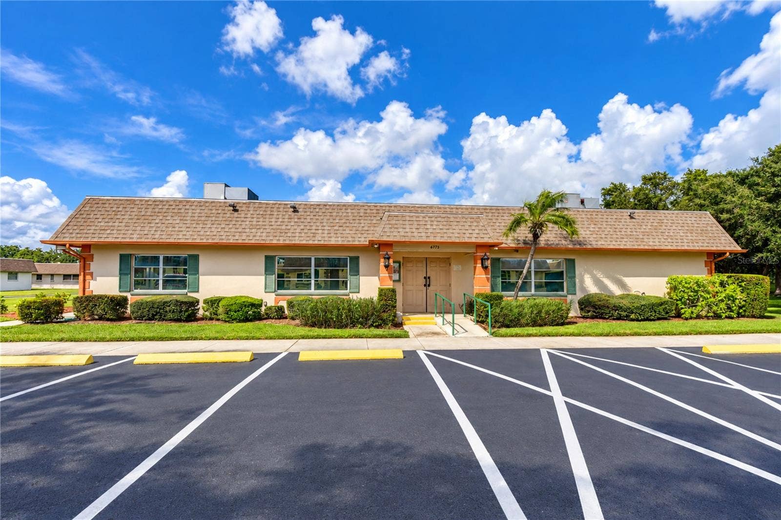 8445 CALAIS N, Pinellas Park, FL 33781 8445 CALAIS N, Pinellas Park, FL 33781