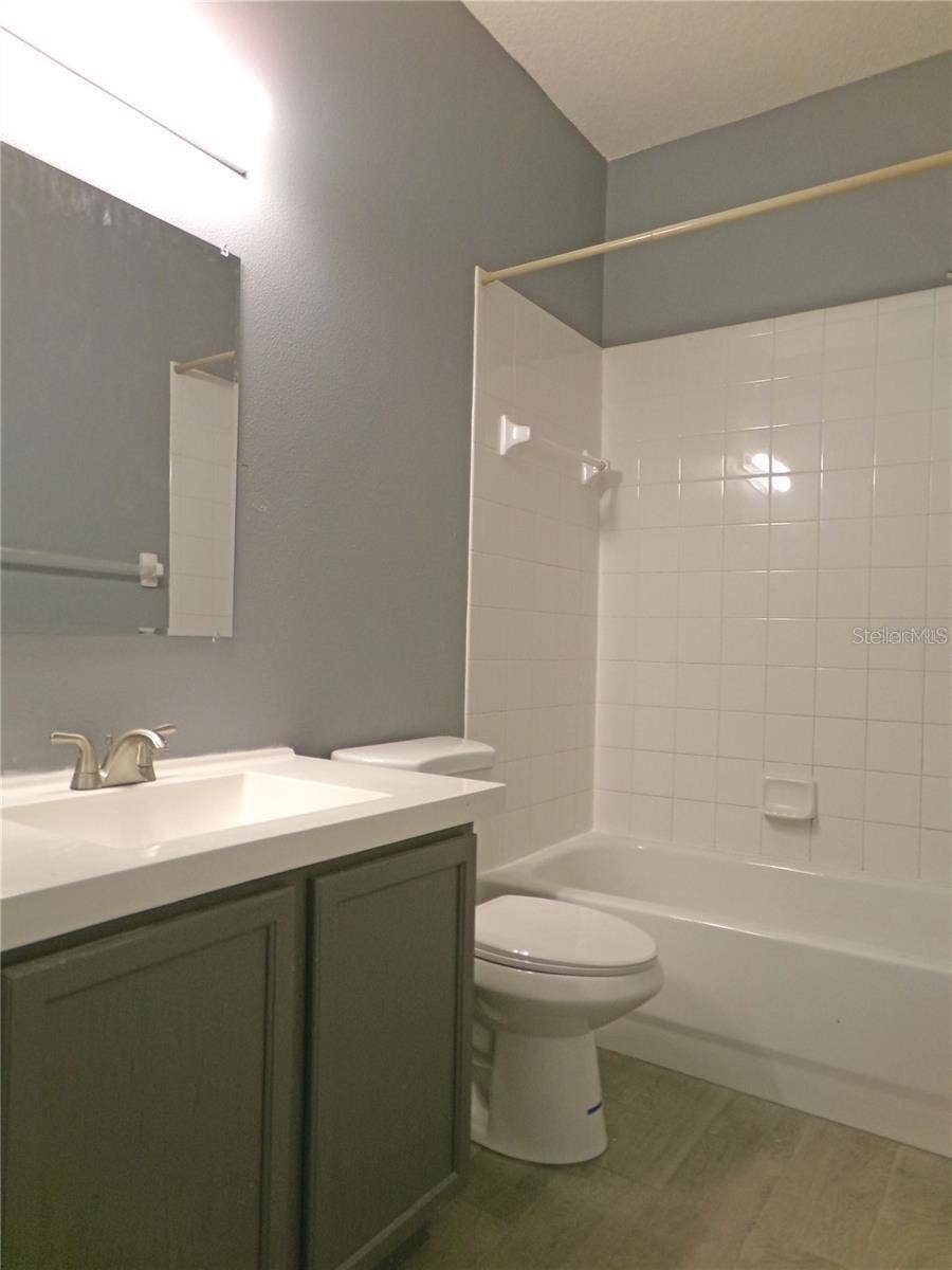 5605 TANAGERLAKE ROAD, Lithia, FL 33547