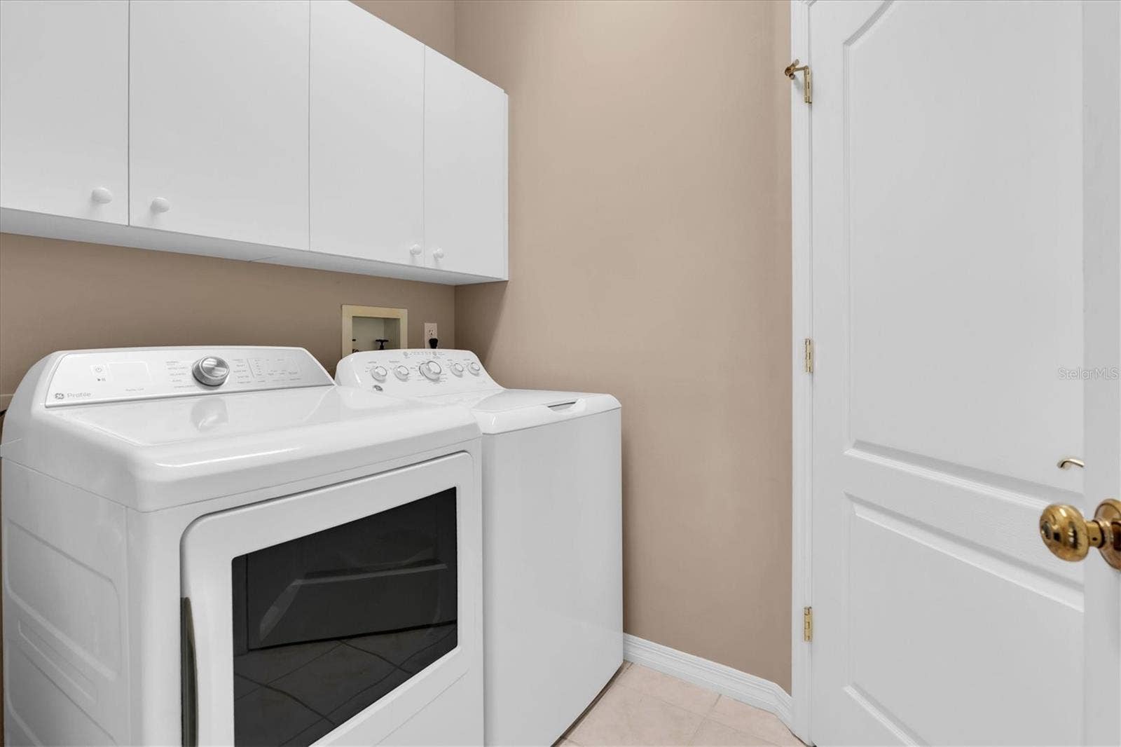 4795 PEBBLE BROOK DRIVE, Oldsmar, FL 34677 4795 PEBBLE BROOK DRIVE, Oldsmar, FL 34677