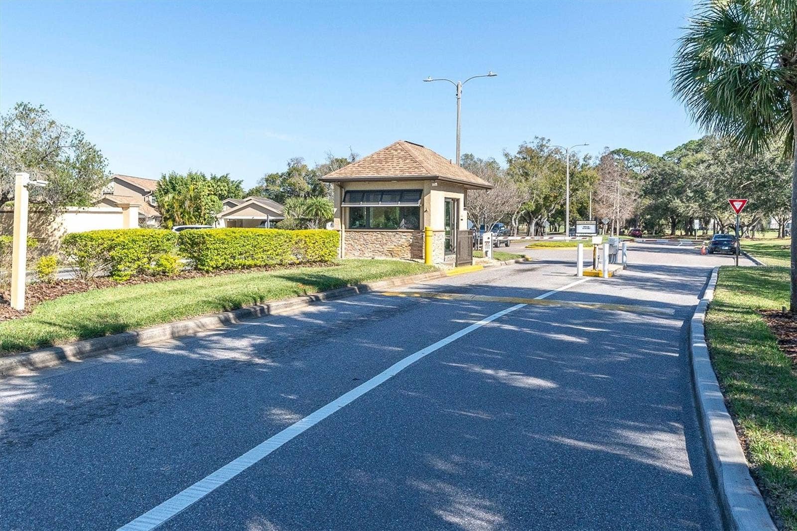 4795 PEBBLE BROOK DRIVE, Oldsmar, FL 34677 4795 PEBBLE BROOK DRIVE, Oldsmar, FL 34677
