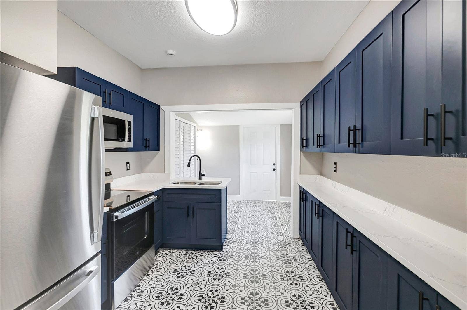 3812 N TAMPA STREET, Tampa, FL 33603