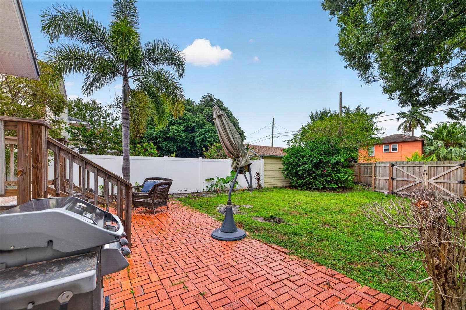 1666 21ST AVENUE N, St Petersburg, FL 33713