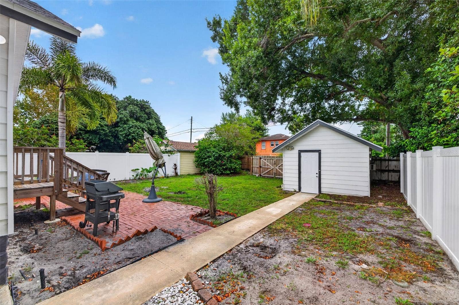 1666 21ST AVENUE N, St Petersburg, FL 33713