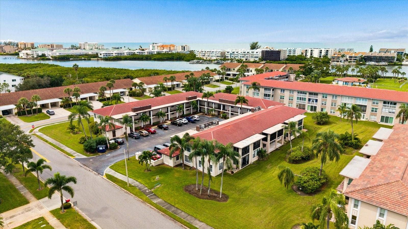 10190 IMPERIAL POINT DRIVE W, #24, Largo, FL 33774 10190 IMPERIAL POINT DRIVE W, #24, Largo, FL 33774