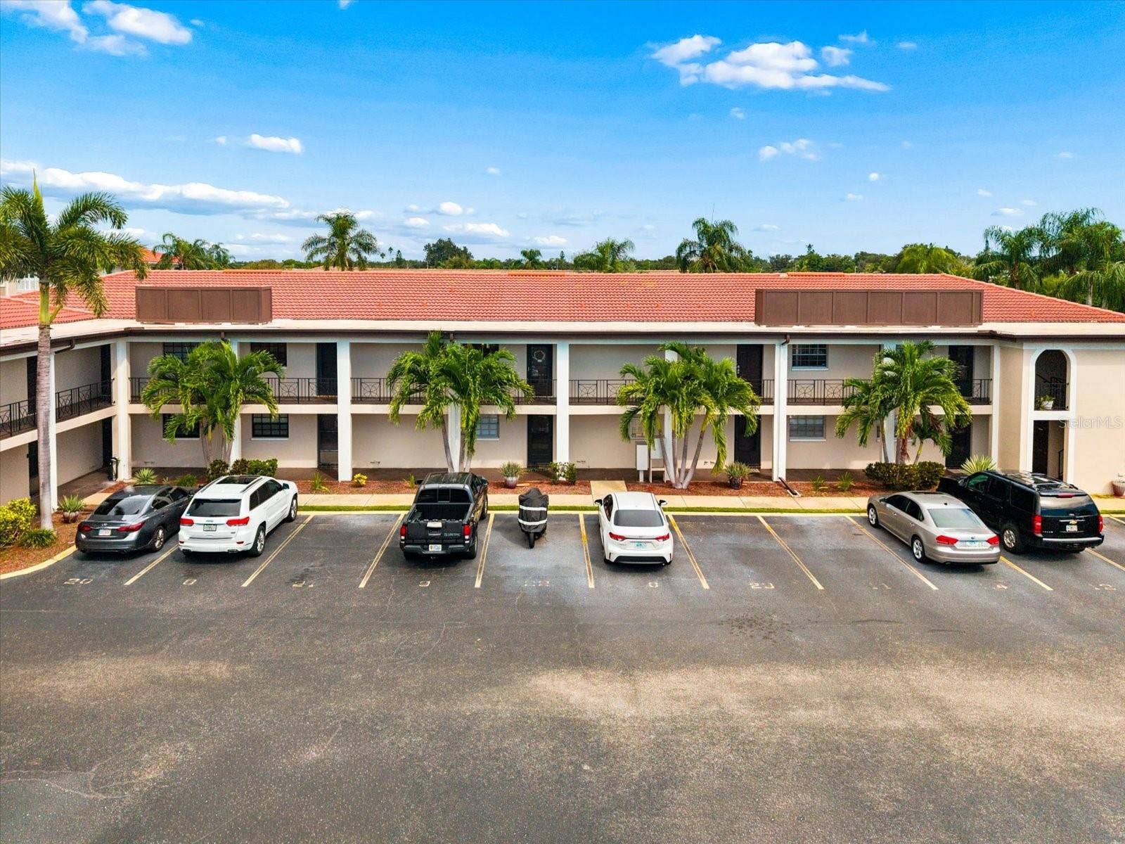 10190 IMPERIAL POINT DRIVE W, #24, Largo, FL 33774 10190 IMPERIAL POINT DRIVE W, #24, Largo, FL 33774