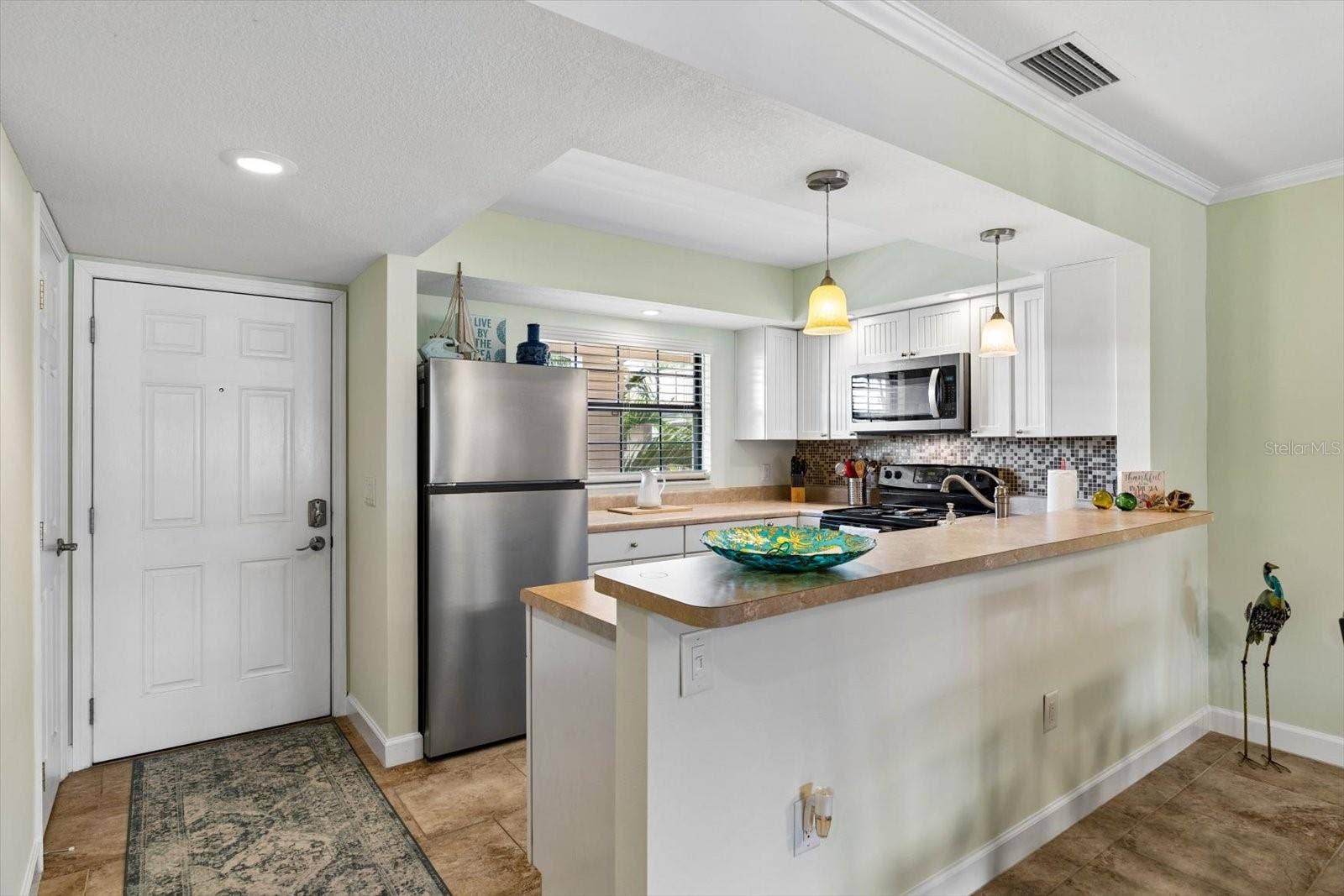 10190 IMPERIAL POINT DRIVE W, #24, Largo, FL 33774 10190 IMPERIAL POINT DRIVE W, #24, Largo, FL 33774