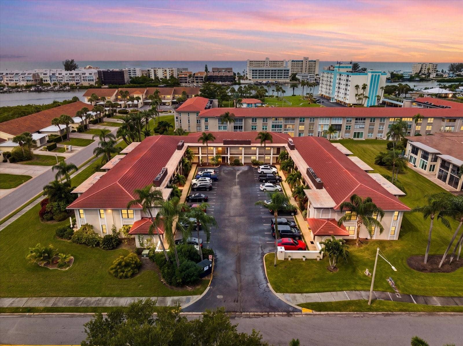 10190 IMPERIAL POINT DRIVE W, #24, Largo, FL 33774 10190 IMPERIAL POINT DRIVE W, #24, Largo, FL 33774