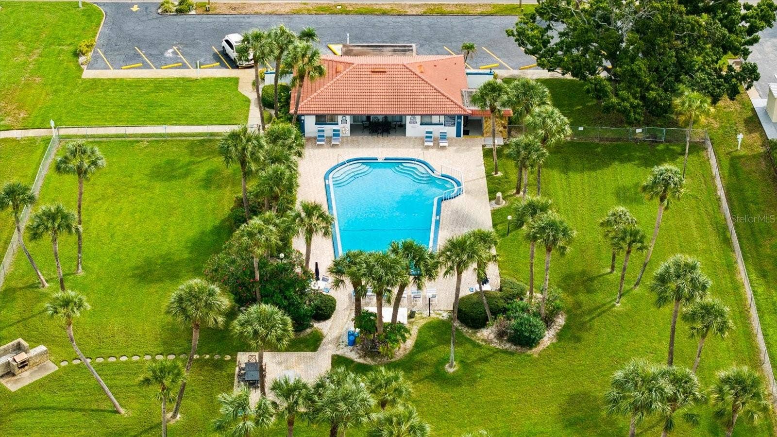 10190 IMPERIAL POINT DRIVE W, #24, Largo, FL 33774 10190 IMPERIAL POINT DRIVE W, #24, Largo, FL 33774