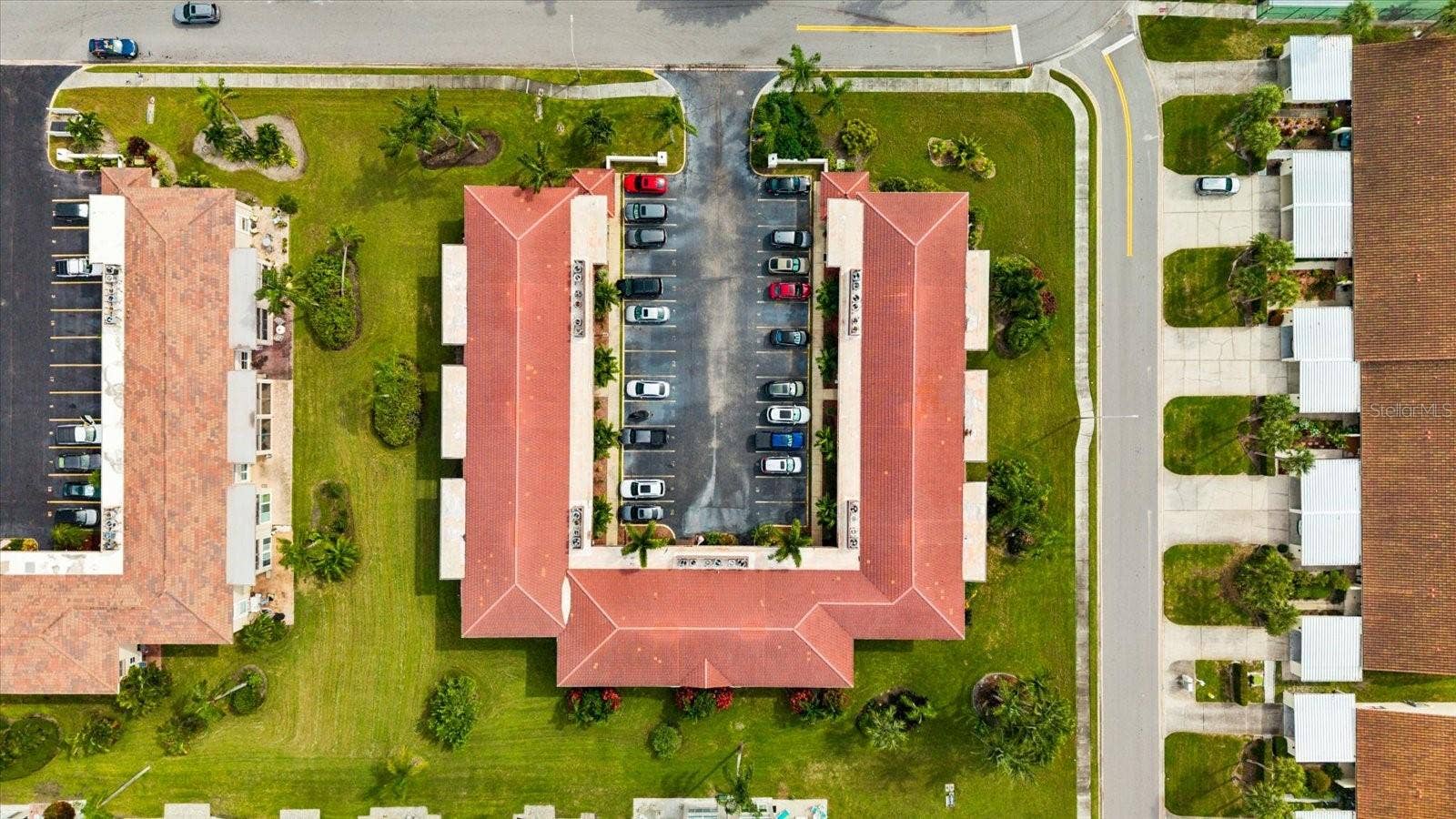 10190 IMPERIAL POINT DRIVE W, #24, Largo, FL 33774 10190 IMPERIAL POINT DRIVE W, #24, Largo, FL 33774