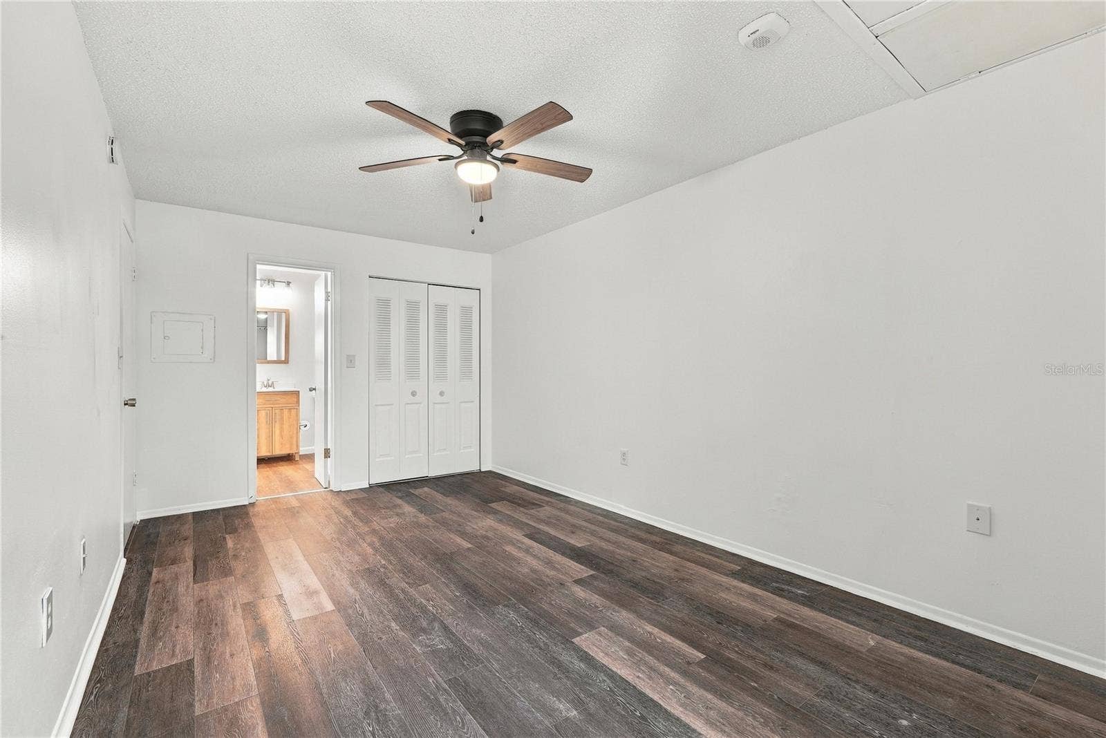 5060 76TH AVENUE N, #105, Pinellas Park, FL 33781