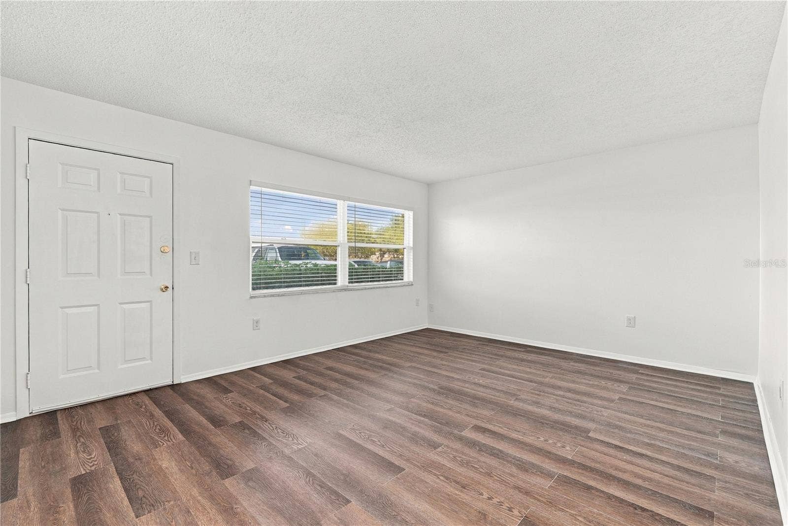 5060 76TH AVENUE N, #105, Pinellas Park, FL 33781