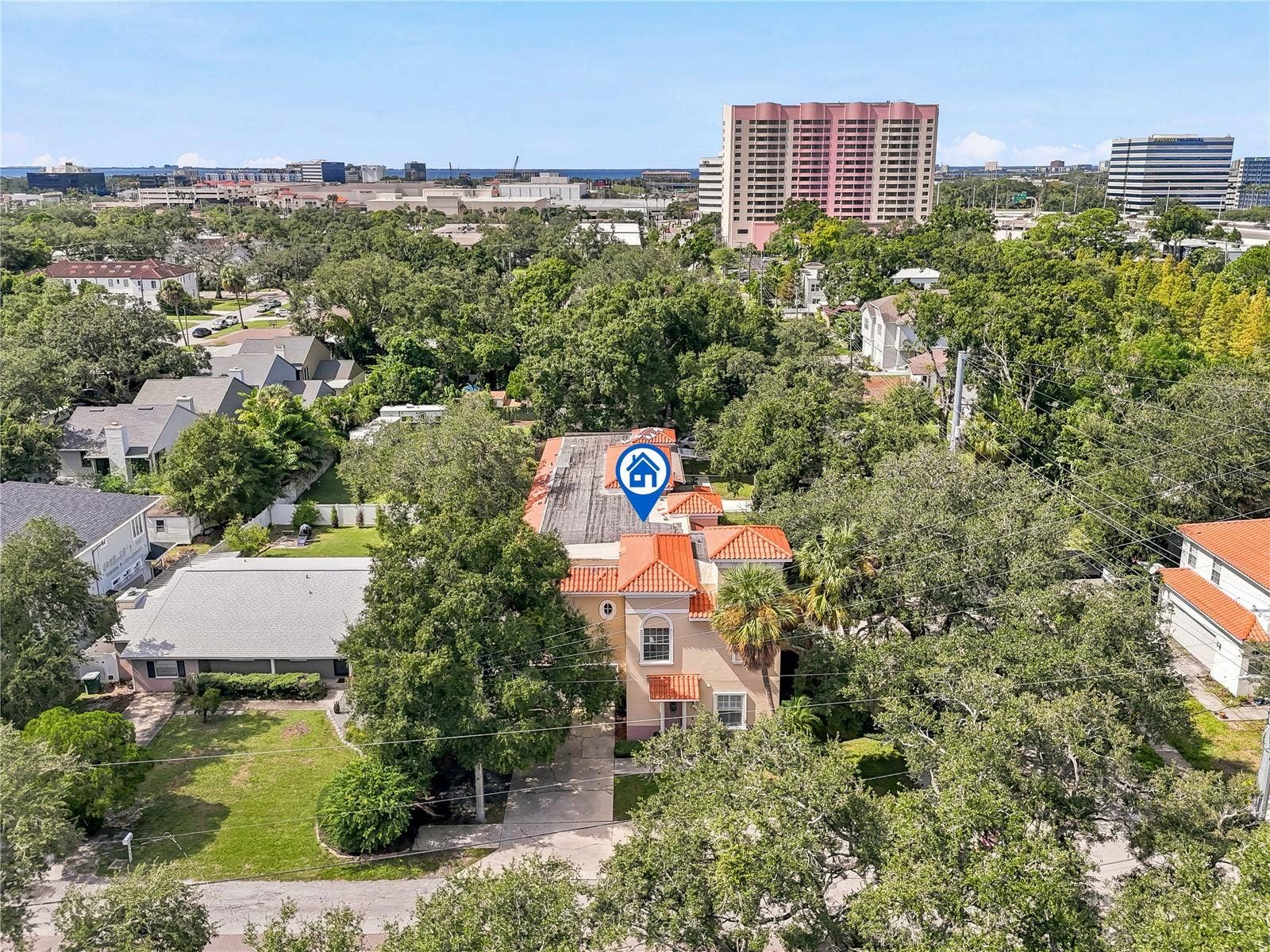 Tampa, FL 33609 Tampa, FL 33609