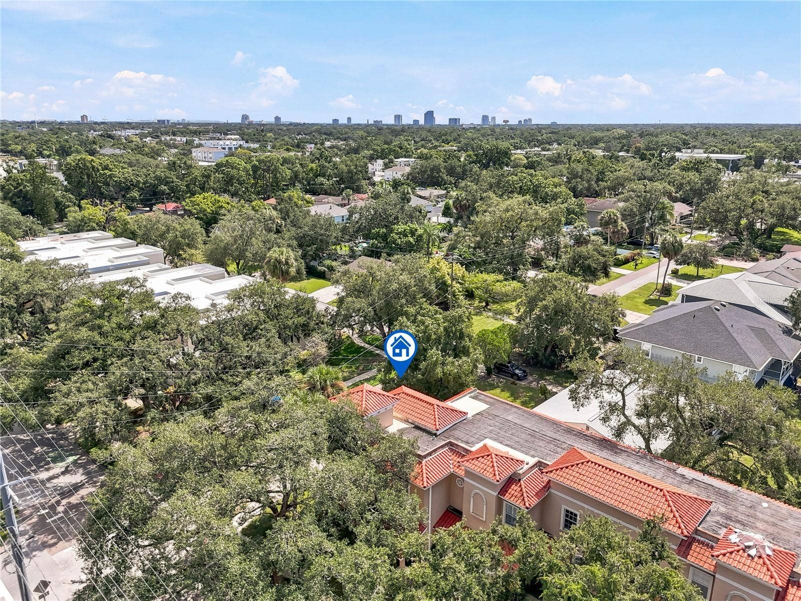 Tampa, FL 33609 Tampa, FL 33609