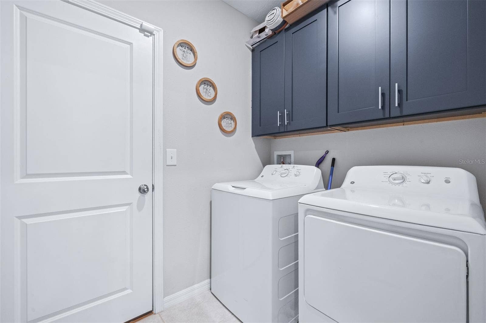 16755 DELIA STREET, Wimauma, FL 33598 Laundry Room, Washer and Dryer to stay
