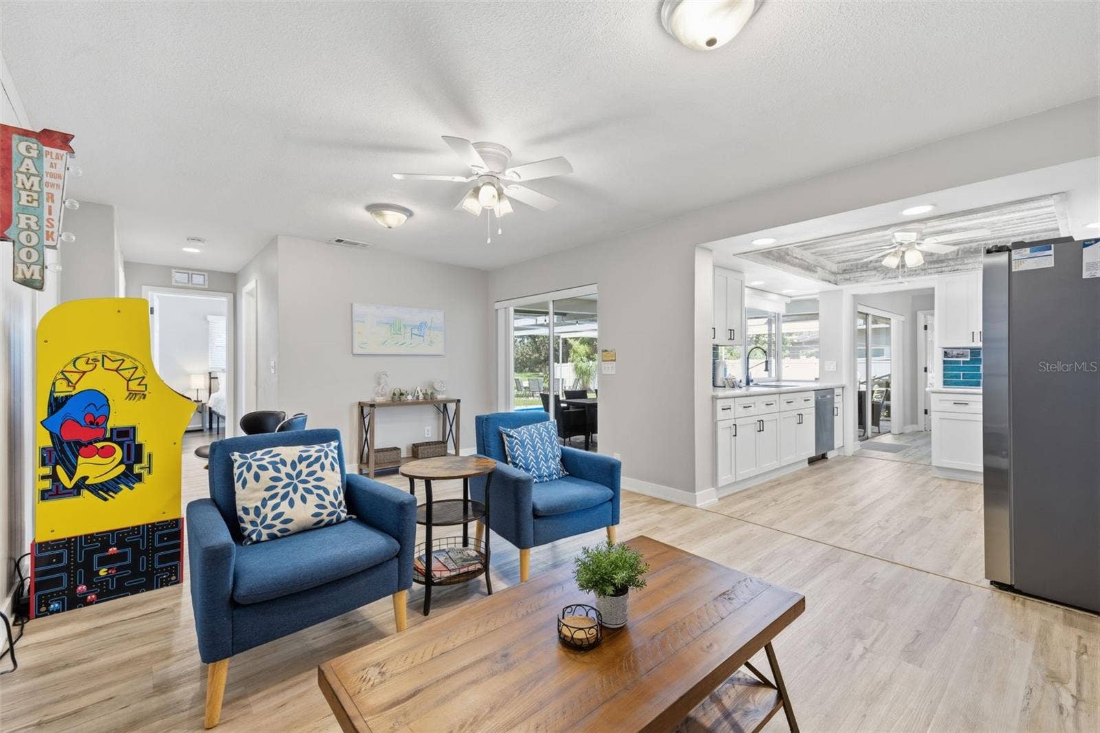 9542 OAKHURST ROAD, Seminole, FL 33776 9542 OAKHURST ROAD, Seminole, FL 33776
