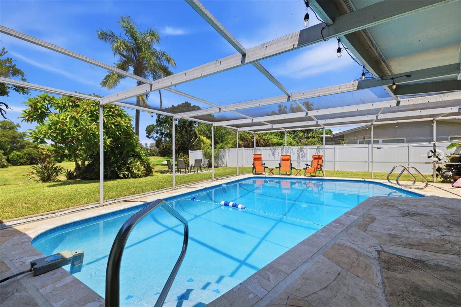 9542 OAKHURST ROAD, Seminole, FL 33776 9542 OAKHURST ROAD, Seminole, FL 33776