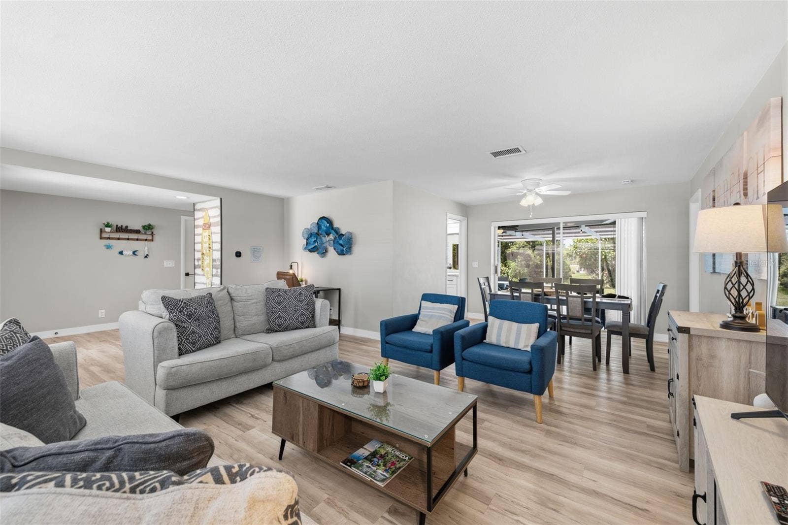 9542 OAKHURST ROAD, Seminole, FL 33776 9542 OAKHURST ROAD, Seminole, FL 33776