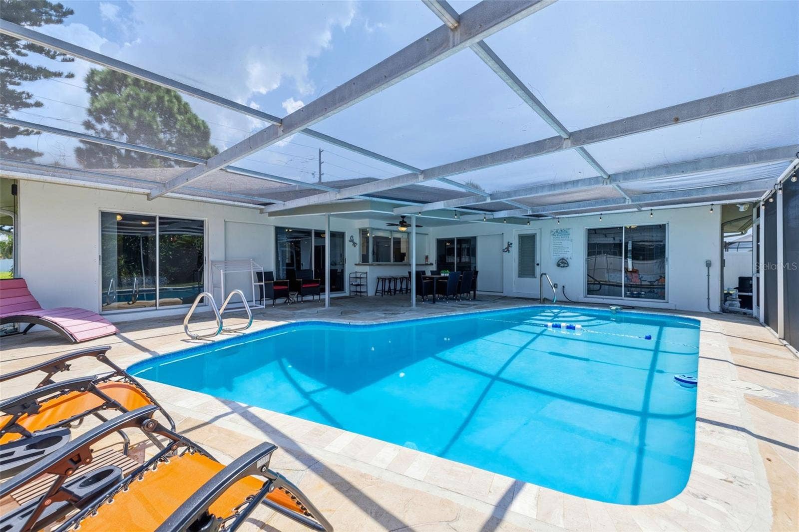 9542 OAKHURST ROAD, Seminole, FL 33776 9542 OAKHURST ROAD, Seminole, FL 33776