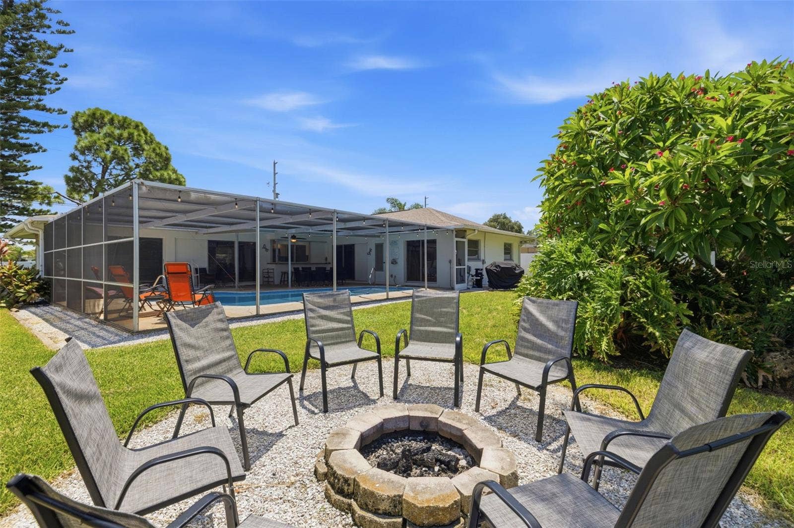9542 OAKHURST ROAD, Seminole, FL 33776 9542 OAKHURST ROAD, Seminole, FL 33776