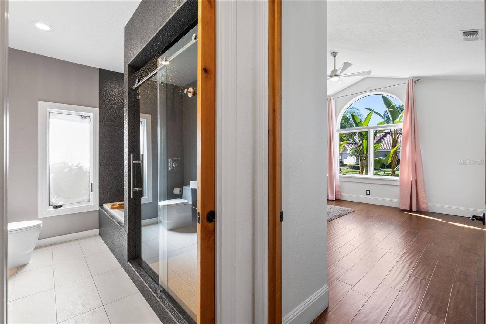 9805 COMPASS POINT WAY, Tampa, FL 33615 Hallway to bathroom 3 and bedroom 4