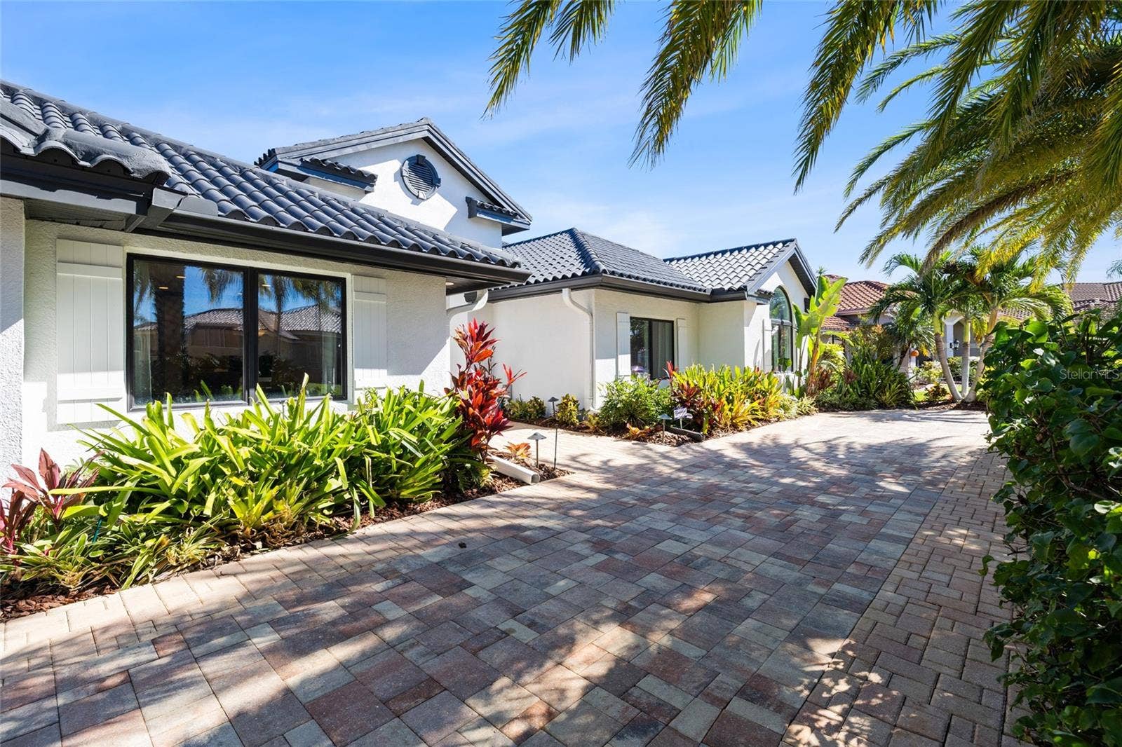 9805 COMPASS POINT WAY, Tampa, FL 33615 9805 COMPASS POINT WAY, Tampa, FL 33615