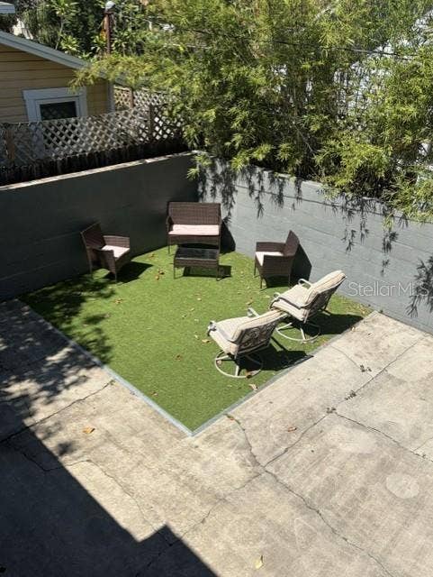 649 7TH AVENUE N, St Petersburg, FL 33701