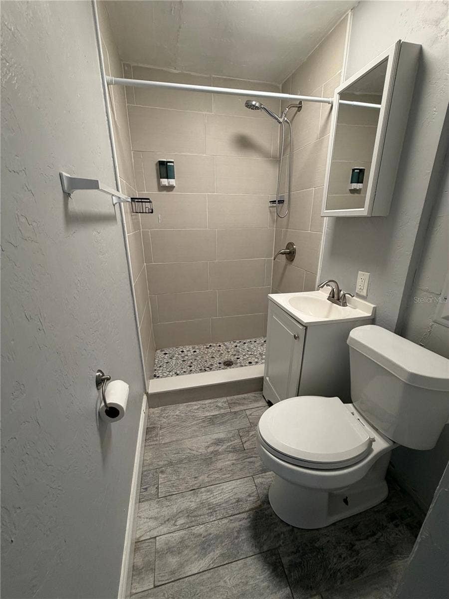 649 7TH AVENUE N, St Petersburg, FL 33701