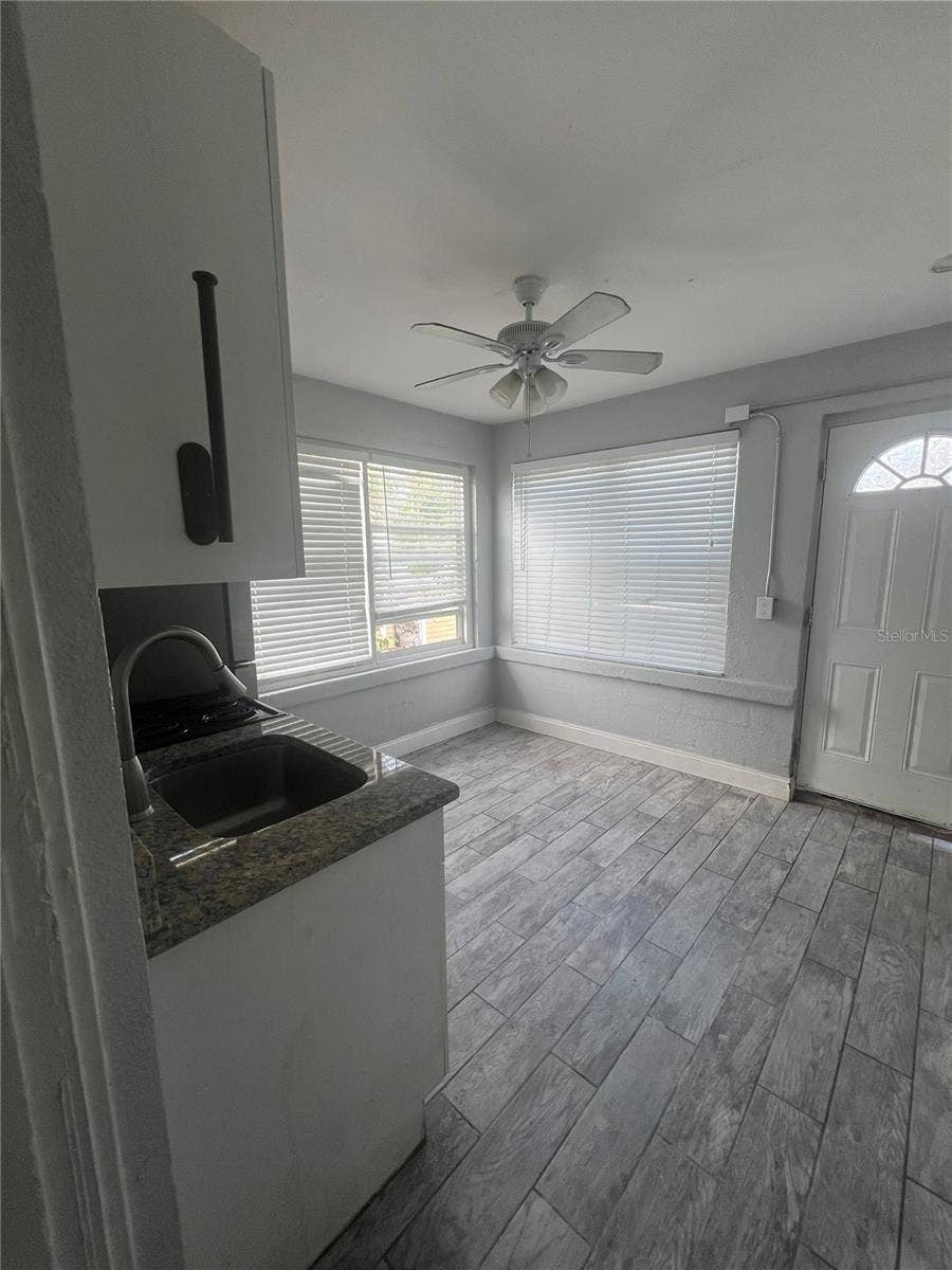 649 7TH AVENUE N, St Petersburg, FL 33701