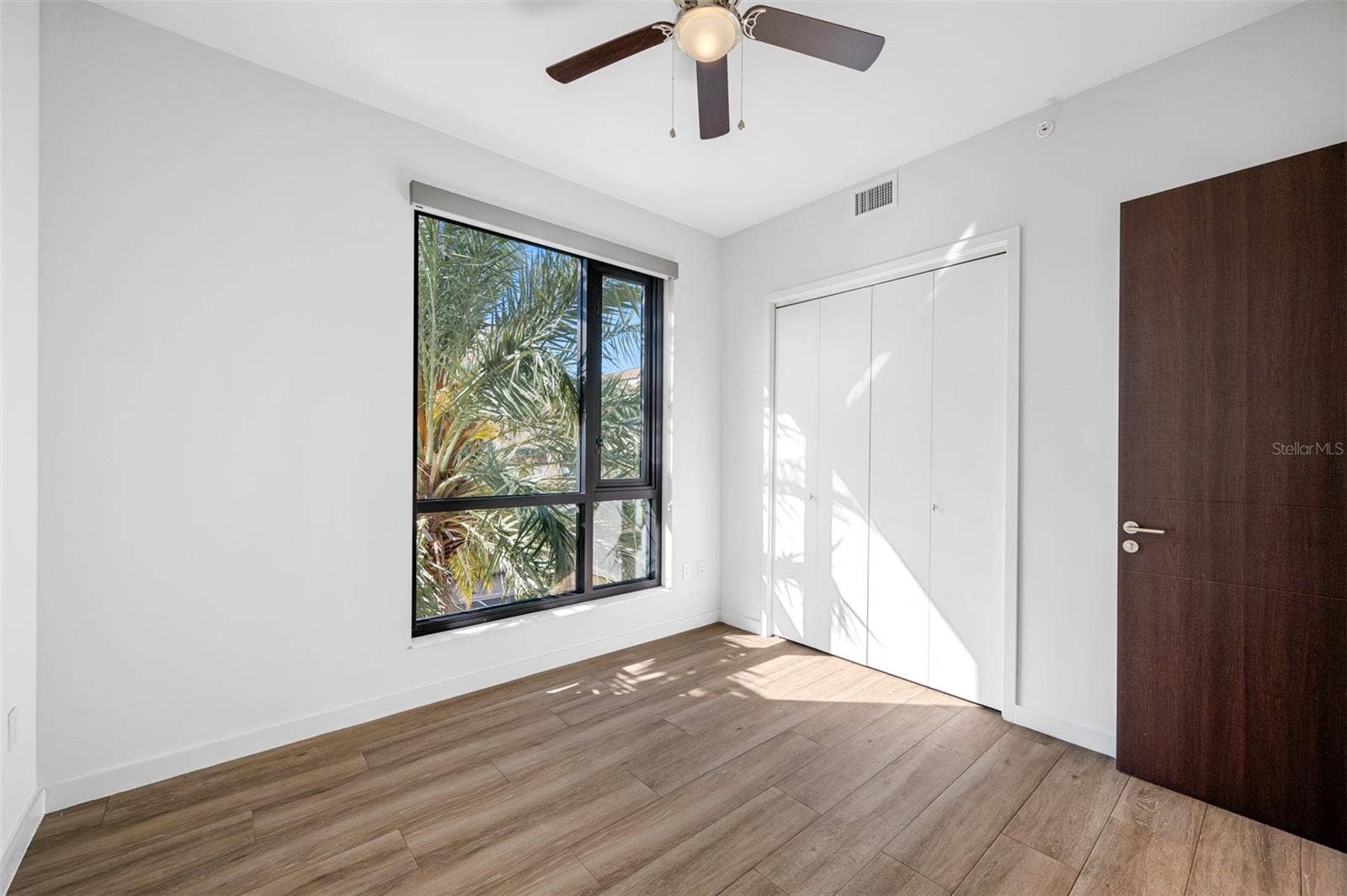5 N OSCEOLA AVENUE, #204, Clearwater, FL 33755 5 N OSCEOLA AVENUE, #204, Clearwater, FL 33755