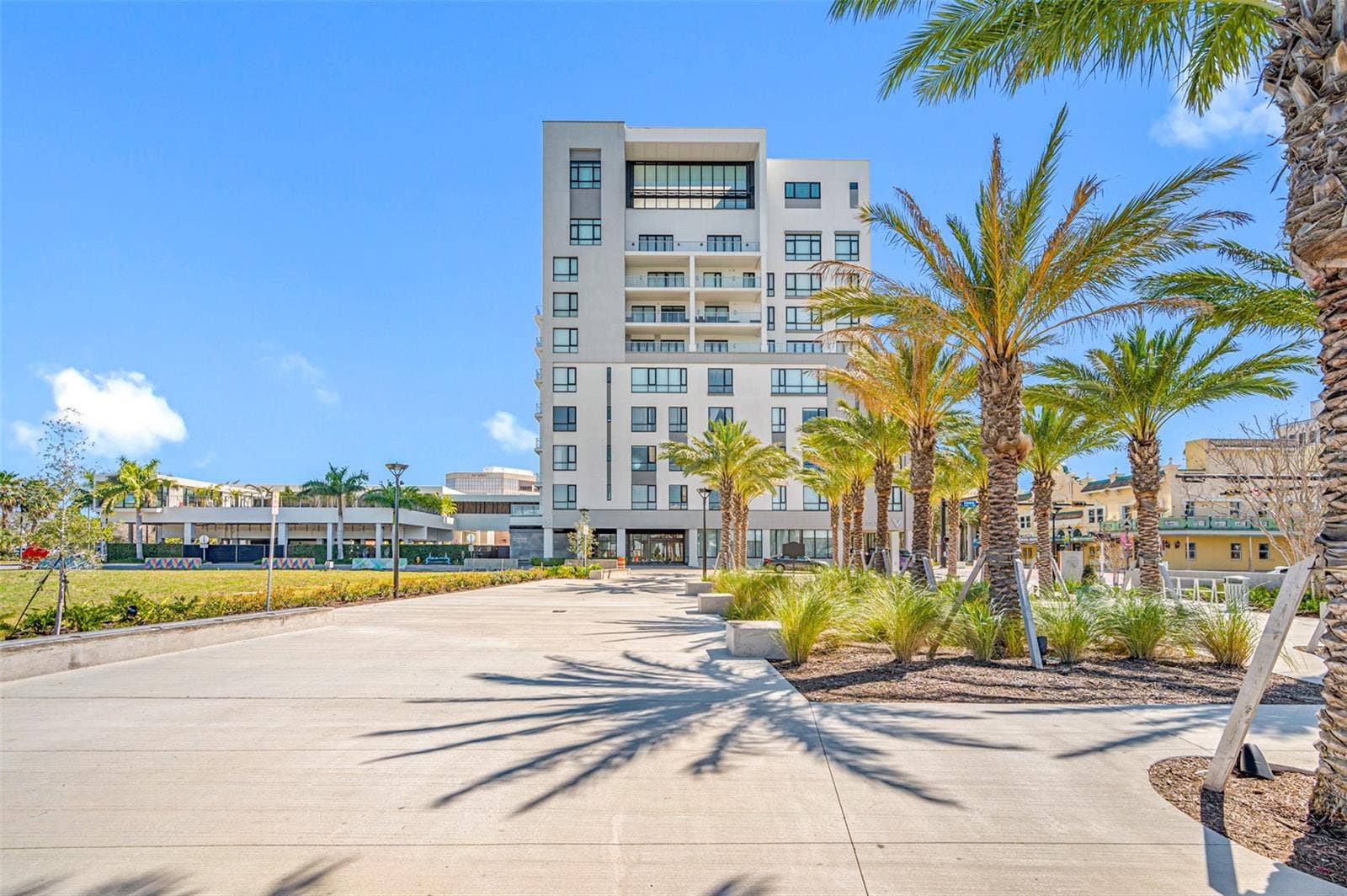 5 N OSCEOLA AVENUE, #204, Clearwater, FL 33755 5 N OSCEOLA AVENUE, #204, Clearwater, FL 33755