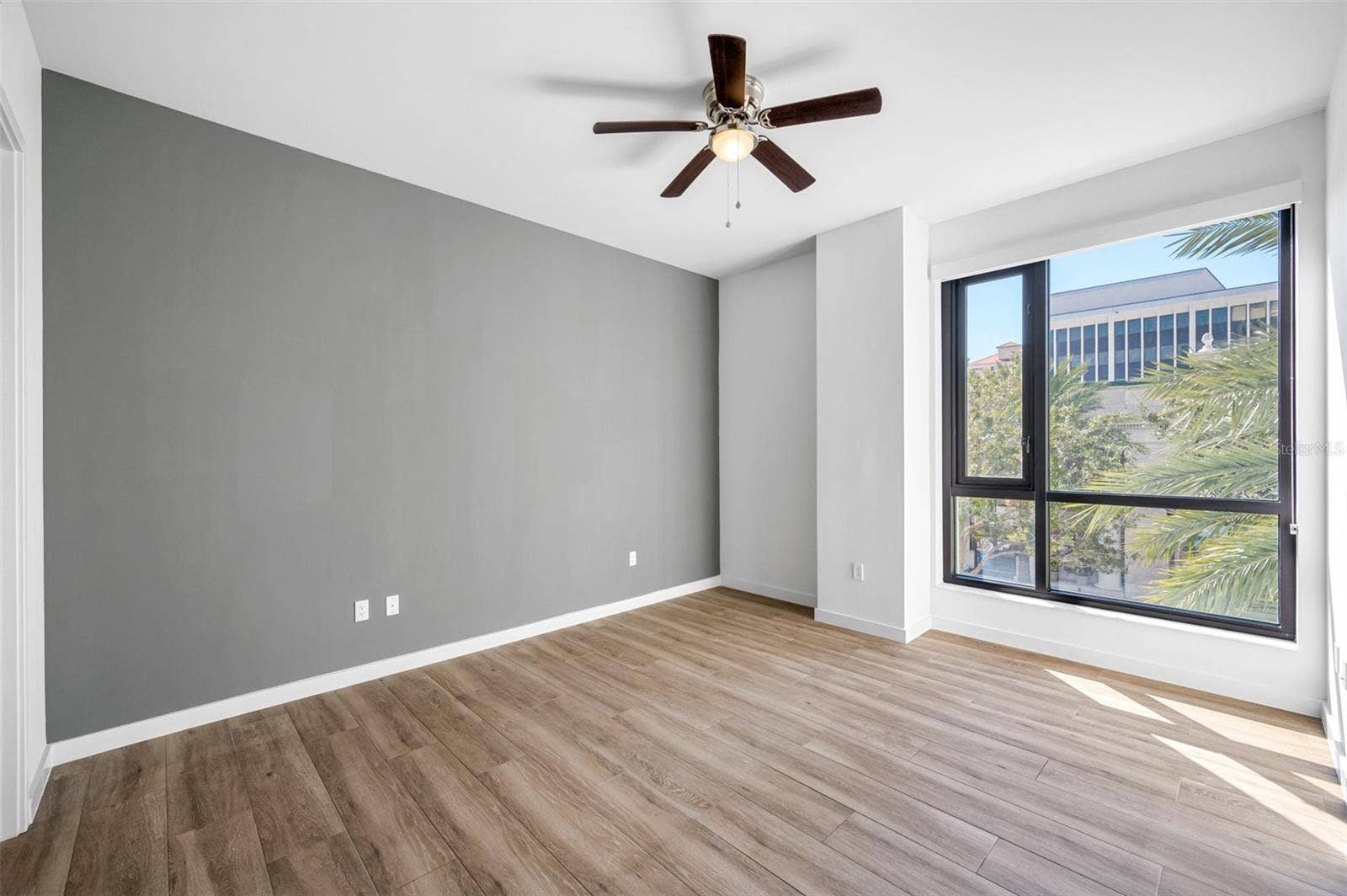5 N OSCEOLA AVENUE, #204, Clearwater, FL 33755 Master bedroom