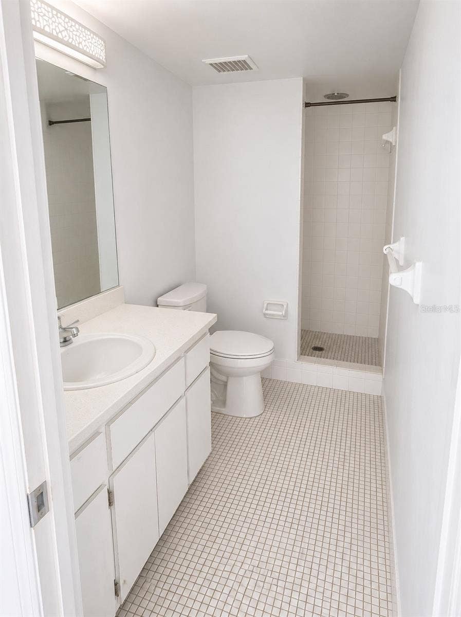 112 CYPRESS COURT, #112, Oldsmar, FL 34677 Primary Bathroom