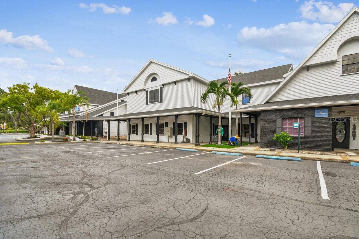 300 E BAY 2ND FLOOR - E DRIVE, Largo, FL 33770 300 E BAY 2ND FLOOR - E DRIVE, Largo, FL 33770