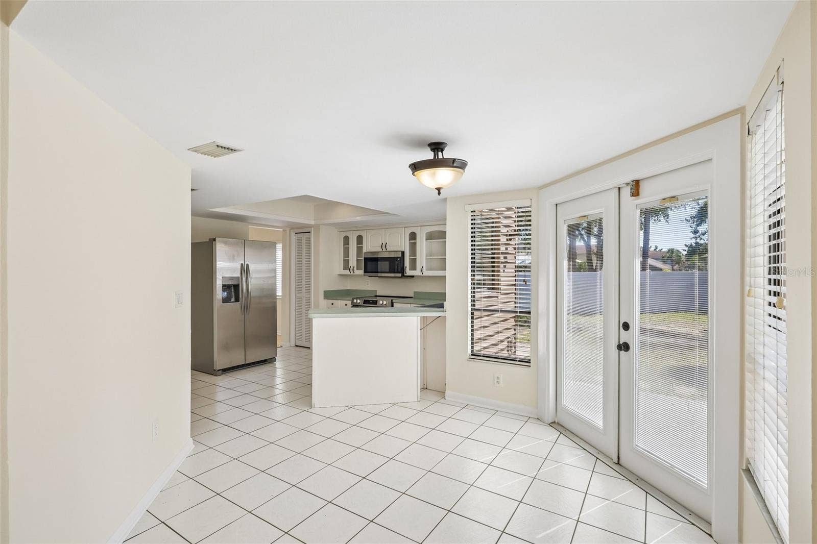 16148 GARDENDALE DRIVE, Tampa, FL 33624 Dinette Area