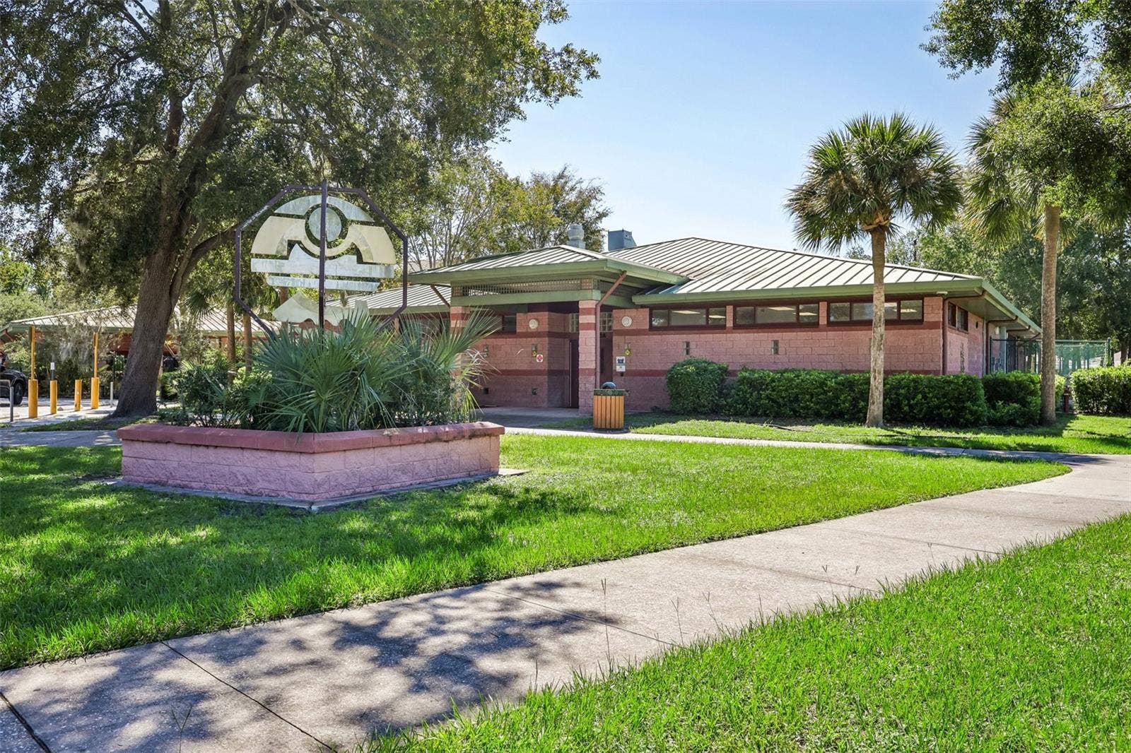 16148 GARDENDALE DRIVE, Tampa, FL 33624 Northdale Park & Recreation Center (Public)