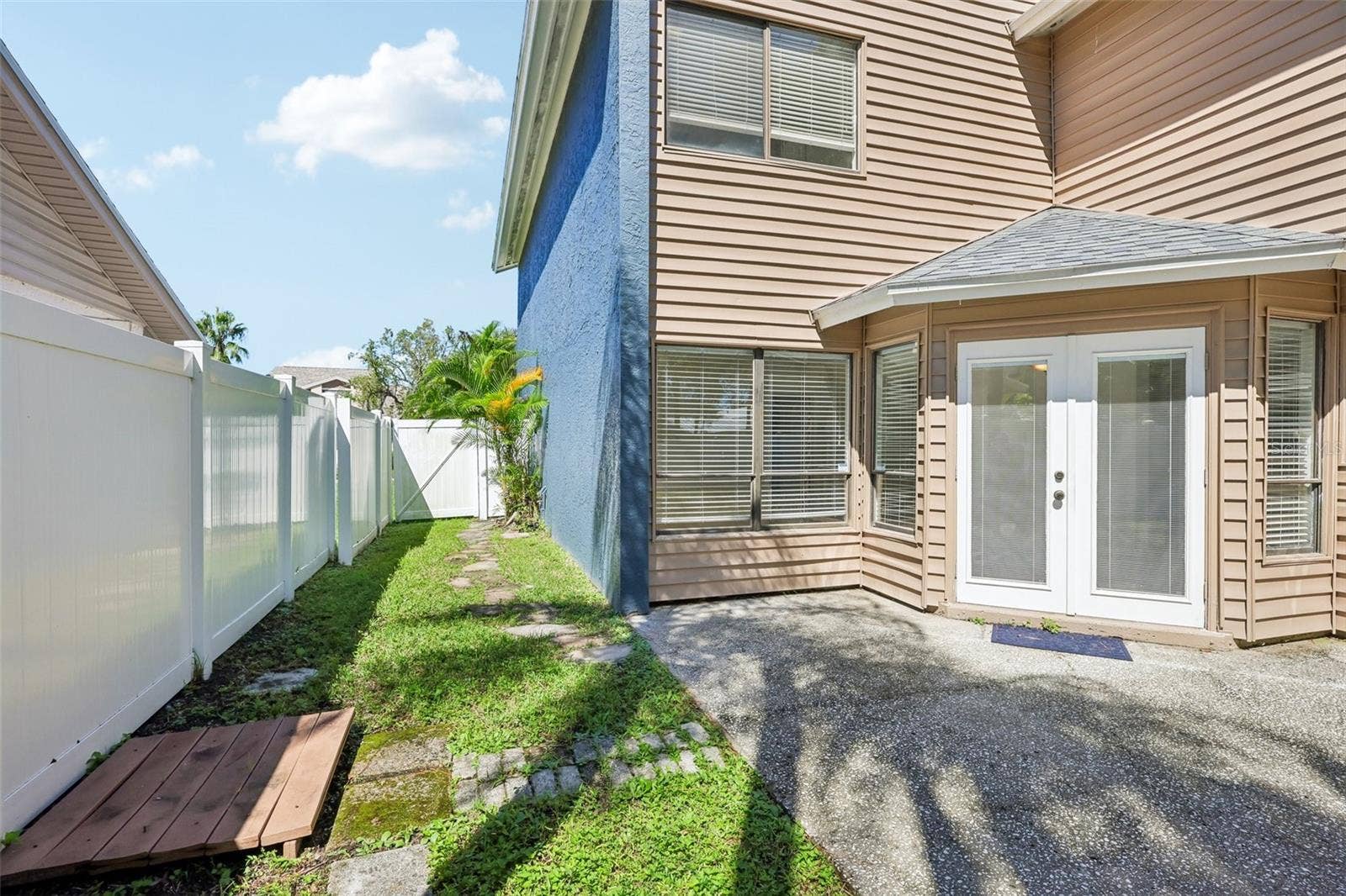 16148 GARDENDALE DRIVE, Tampa, FL 33624 16148 GARDENDALE DRIVE, Tampa, FL 33624