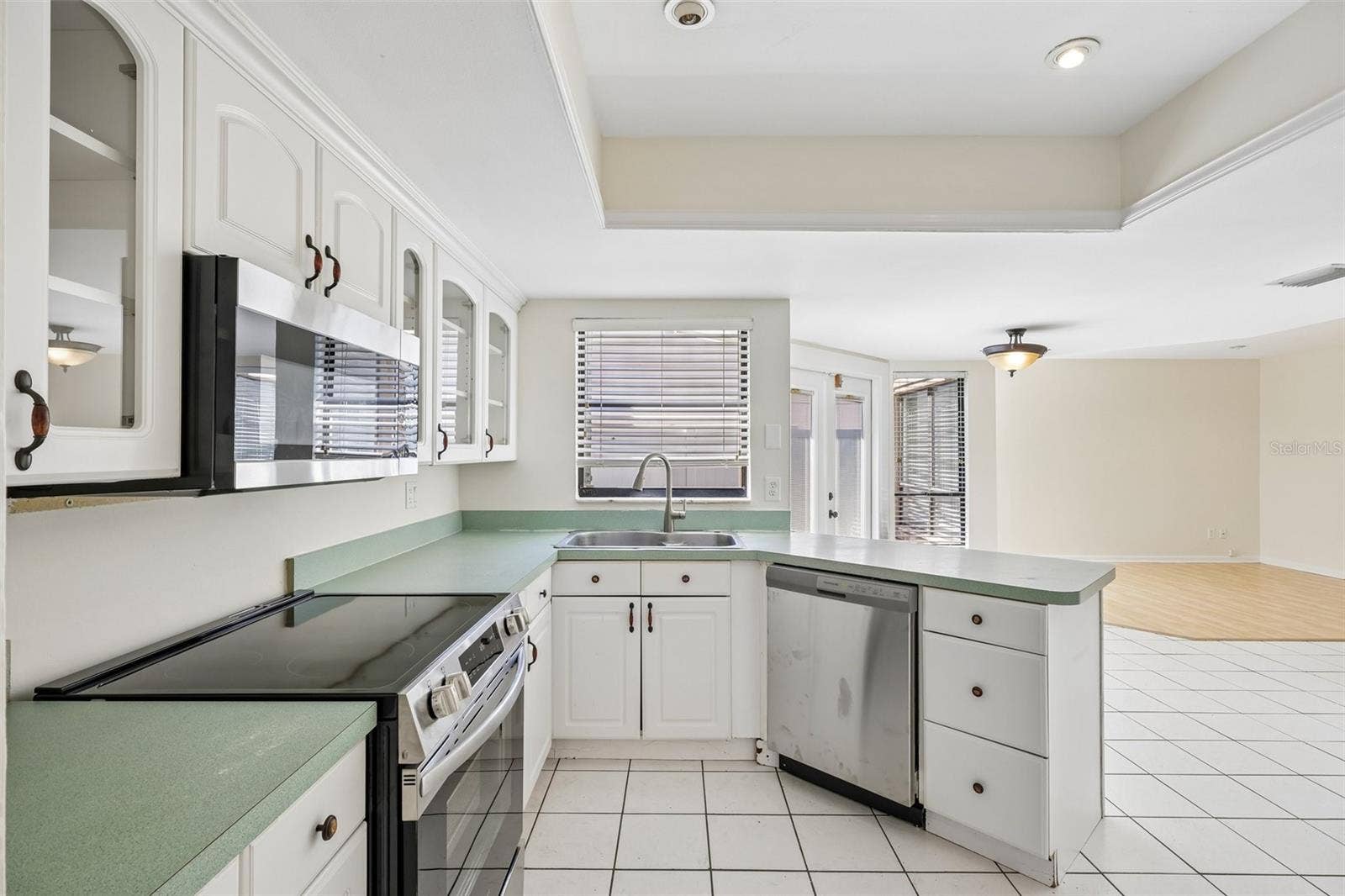 16148 GARDENDALE DRIVE, Tampa, FL 33624 16148 GARDENDALE DRIVE, Tampa, FL 33624