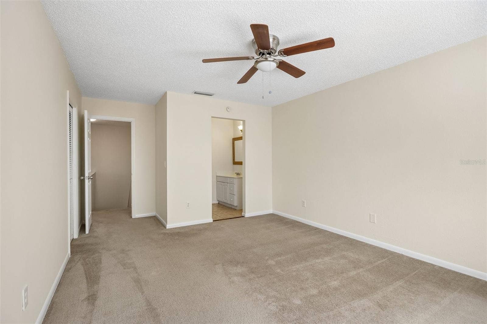 16148 GARDENDALE DRIVE, Tampa, FL 33624 16148 GARDENDALE DRIVE, Tampa, FL 33624
