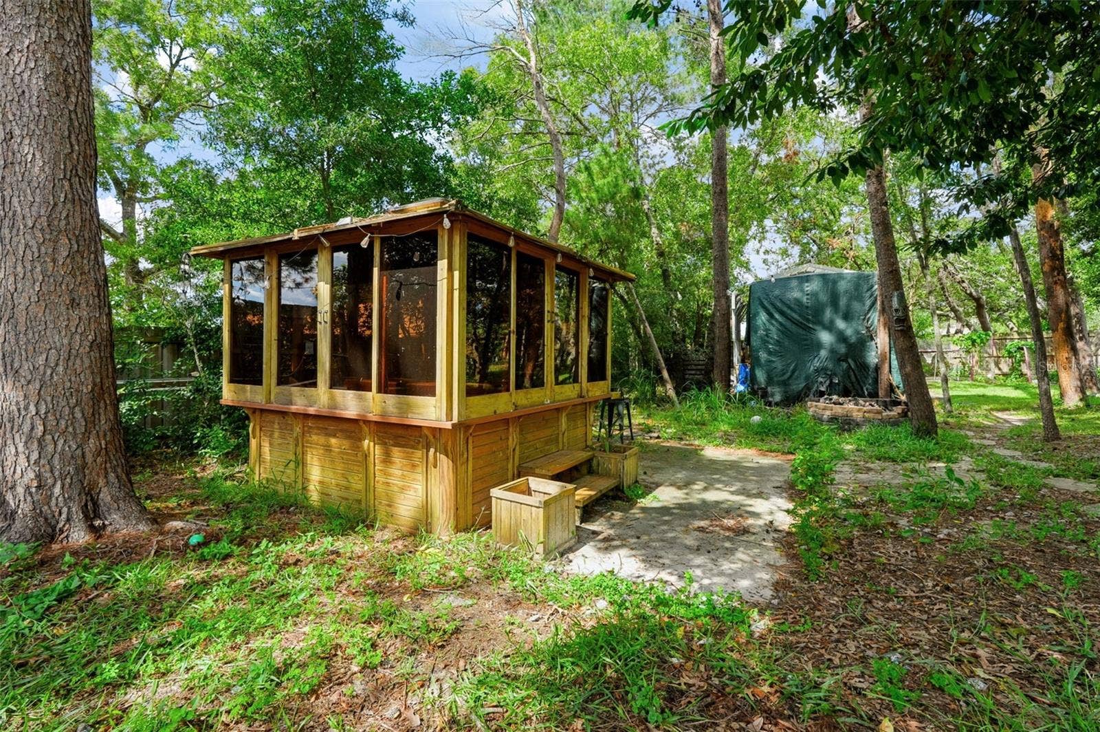11009 THORNBERRY DRIVE, Spring Hill, FL 34608 11009 THORNBERRY DRIVE, Spring Hill, FL 34608