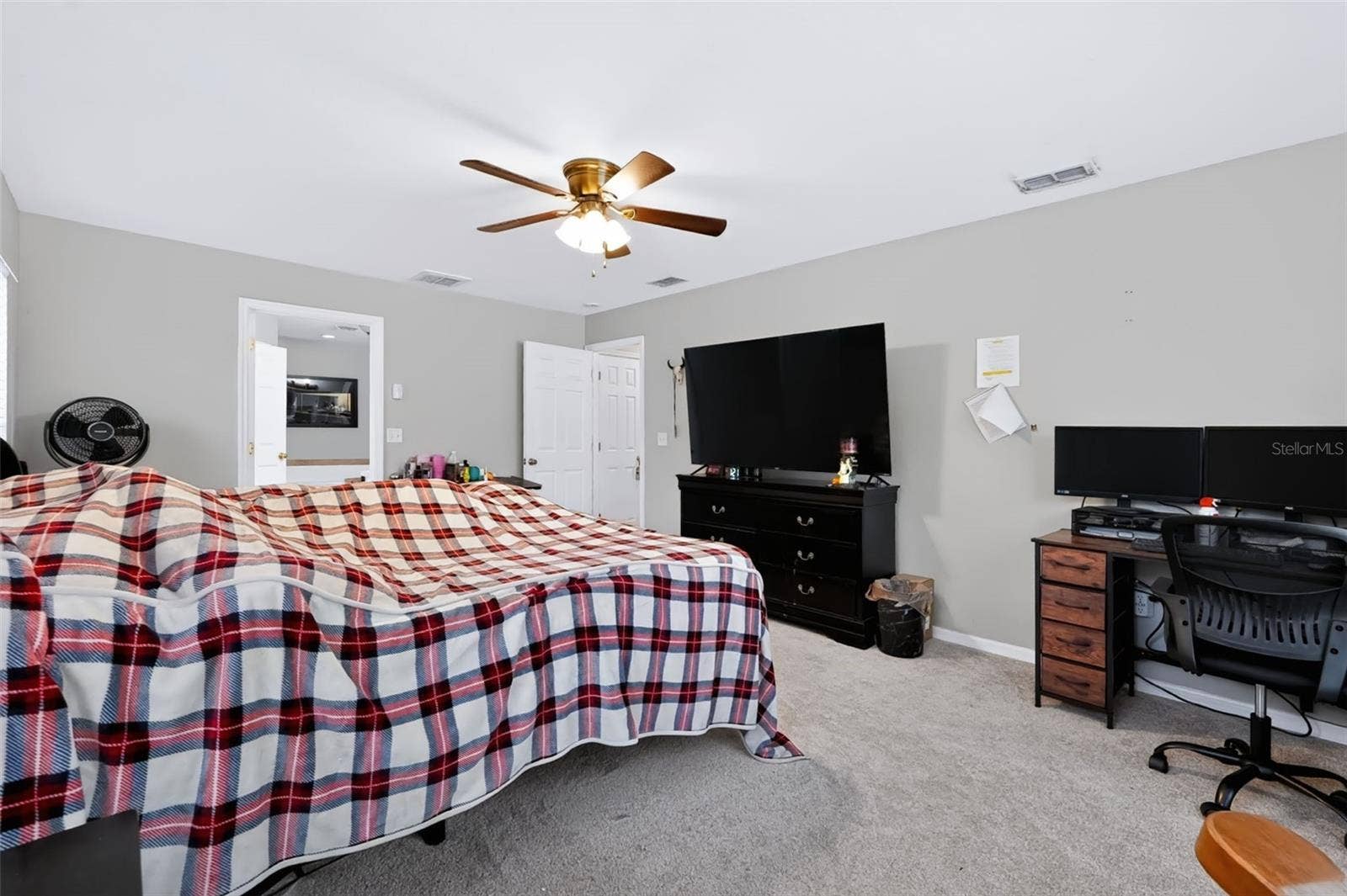 11009 THORNBERRY DRIVE, Spring Hill, FL 34608 11009 THORNBERRY DRIVE, Spring Hill, FL 34608