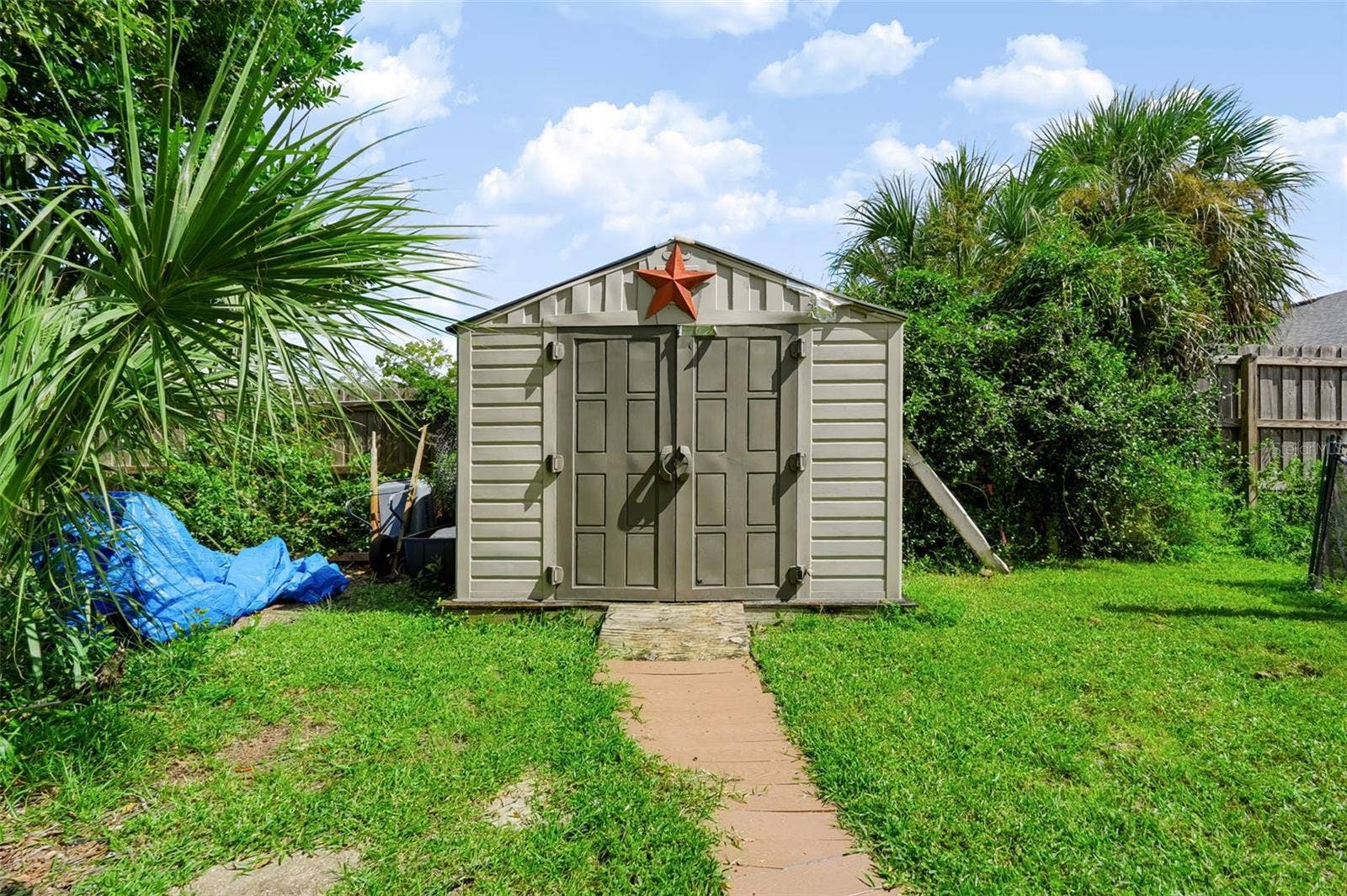 11009 THORNBERRY DRIVE, Spring Hill, FL 34608 11009 THORNBERRY DRIVE, Spring Hill, FL 34608