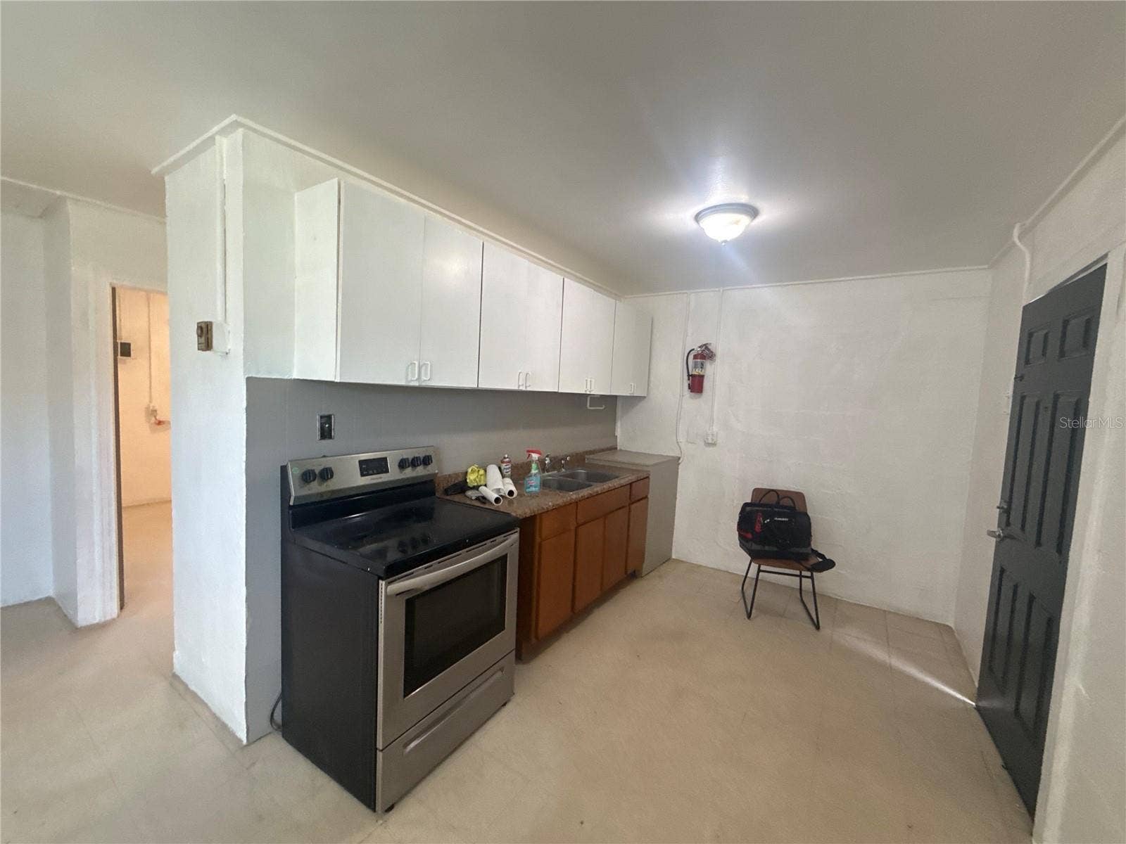 4420 N CLARK AVENUE, Tampa, FL 33614 Unit B Vacant