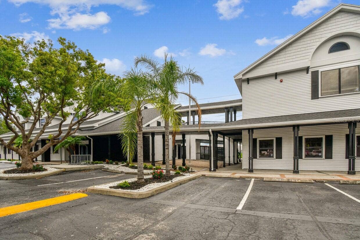 300 E BAY 2ND FLOOR - W DRIVE, Largo, FL 33770